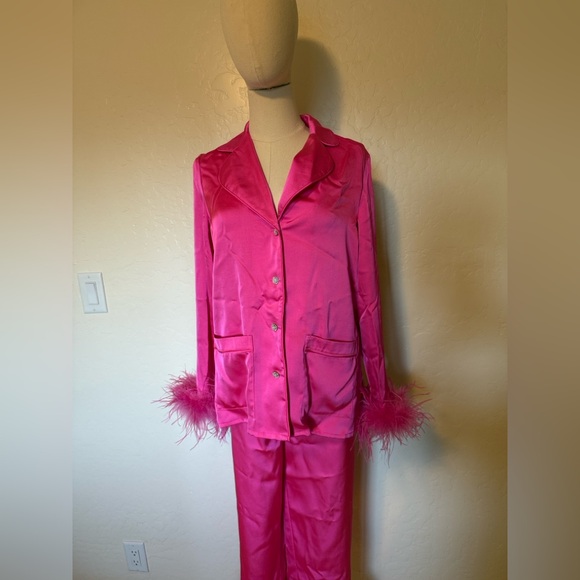 NWT Nadine Merabi Darcie Pink Satin Pajamas - size S - Picture 5 of 9